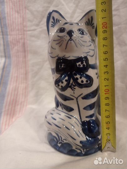 Кот большой гжель