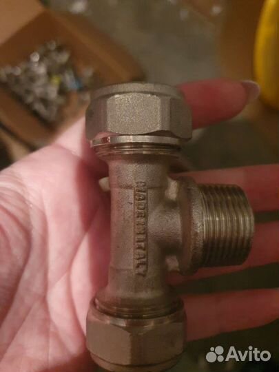 Продам фитинги