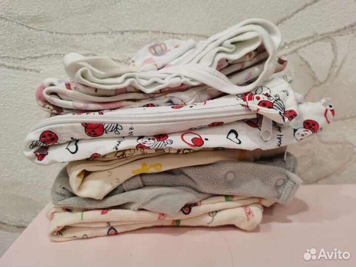 Вещи пакетом на девочку0-3 месяцев