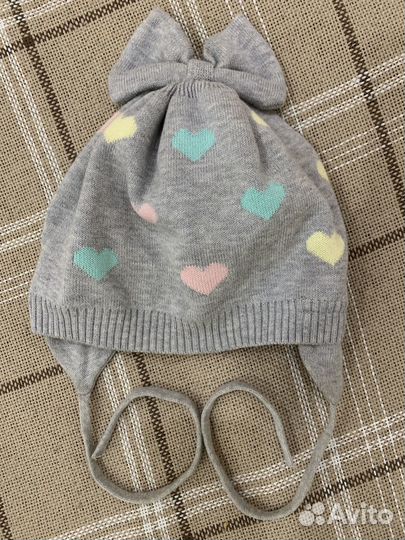 Розовые с серым шапки с ушками размер 46-48