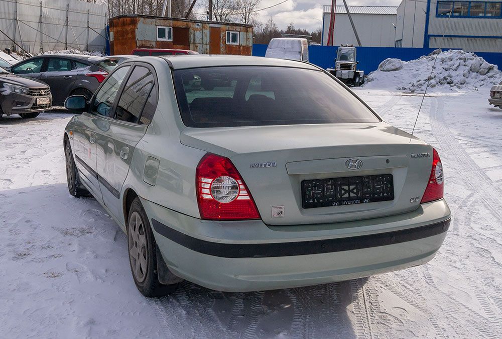 Hyundai Elantra: фото владельца