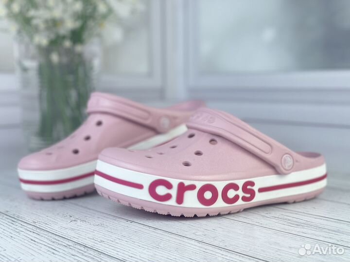 Шлепанцы Crocs