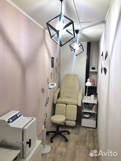 Аренда маникюрного стола