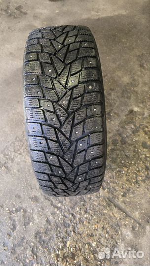 Dunlop SP Winter Ice02 225/55 R16 94T