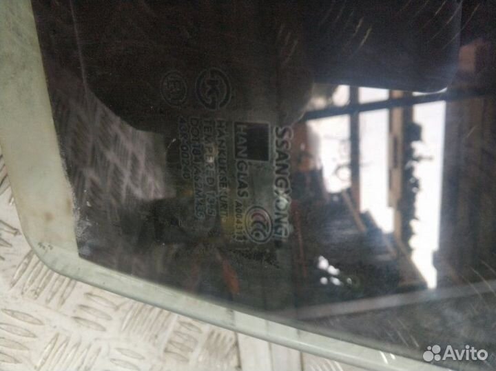 Стекло двери заднее левое Ssangyong Actyon Sports