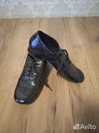 Спортивно-бальные туфли