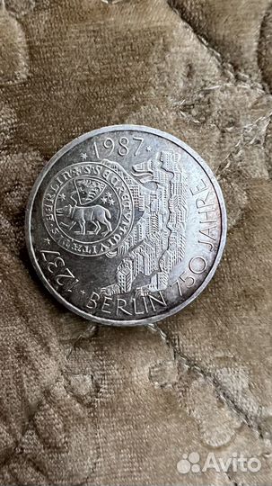 10 марок 1987 г. J. 750 лет Берлину серебро
