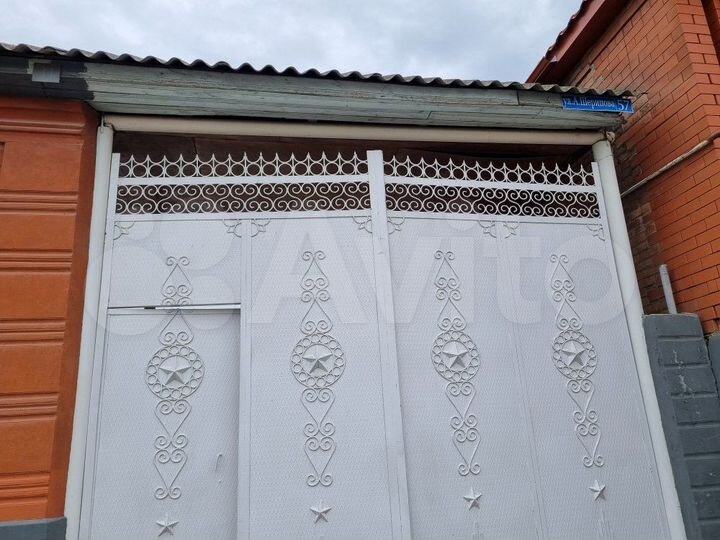 Дом 186,1 м² на участке 8 сот.