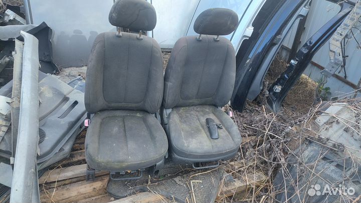 Сиденья высокие за штуку