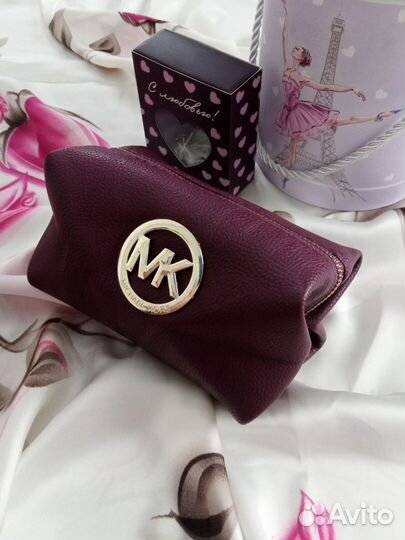 Косметика Michael Kors