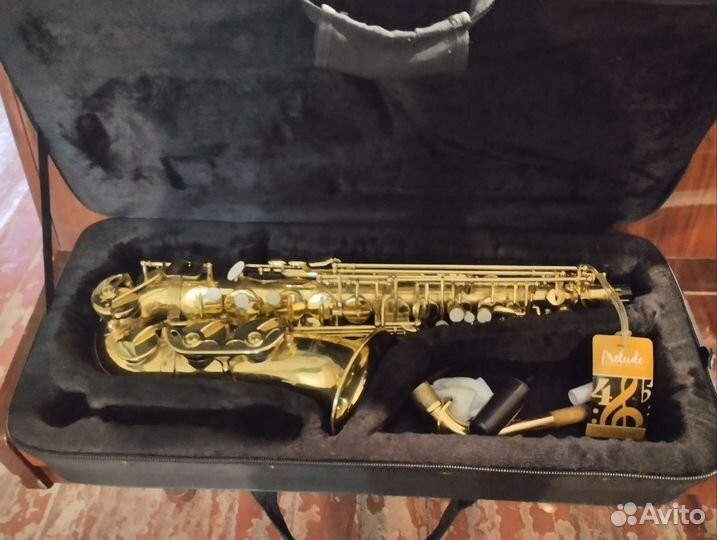 Саксофон альт prelude by conn- selmer