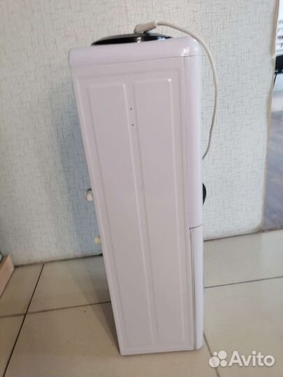 Кулер для воды напольный бу