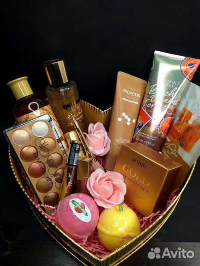 Подарочный бокс