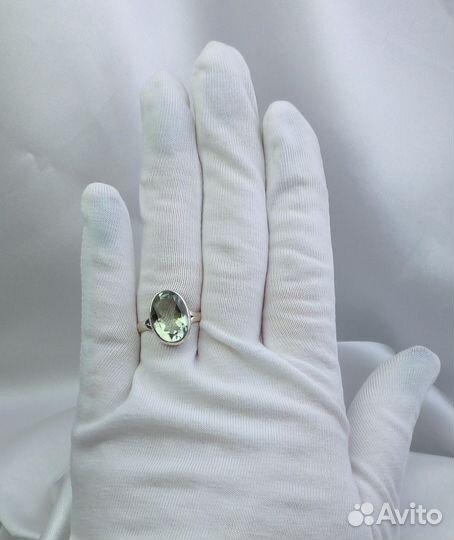 Серебряное кольцо с празиолитом
