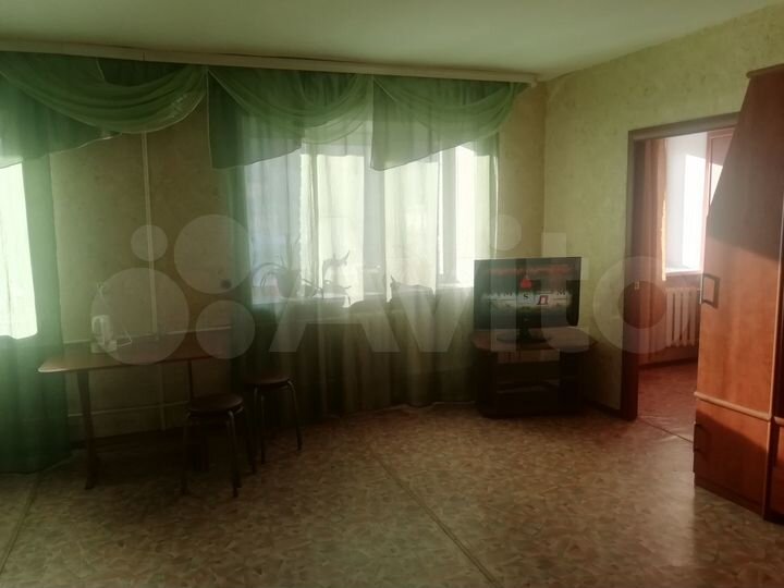 2-к. квартира, 42 м², 2/4 эт.