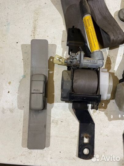 Ремни безопасности Nissan Almera N15