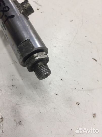 Рейка топливная (рампа) (Jaguar XF)