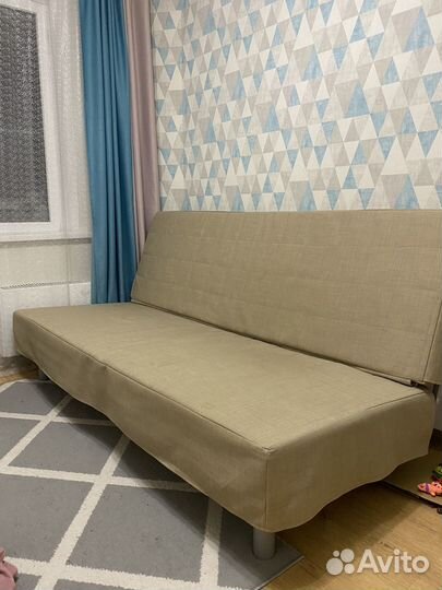 Диван IKEA бединге