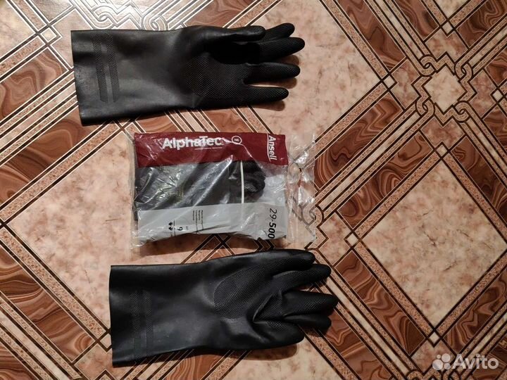 Перчатки резиновые