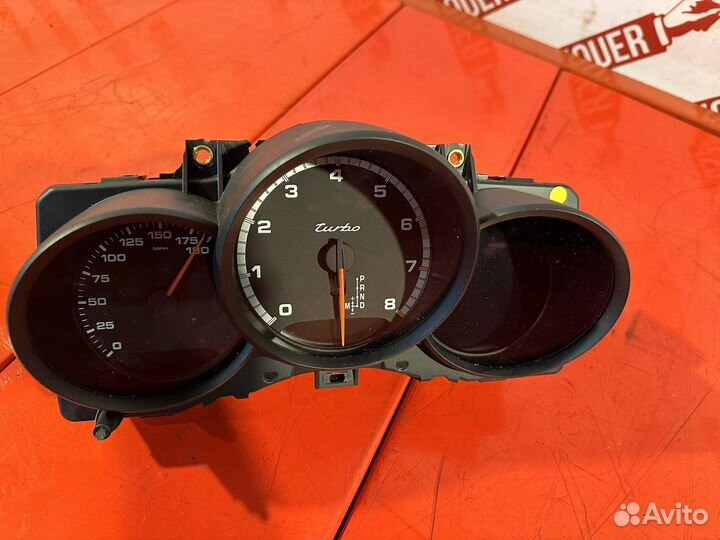 Porsche macan щиток, панель приборная передний