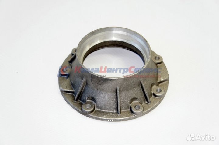 Крышка стакана (подшипника) 6520-10 (пао камаз)