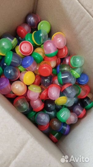 Игрушки в капсулах для вендинга