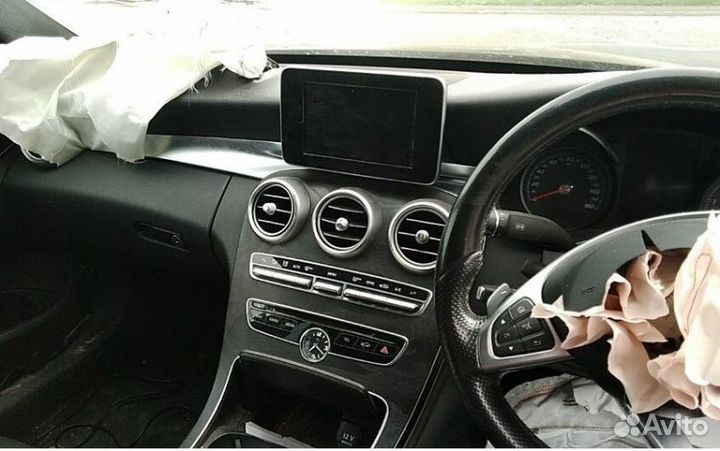 Разбор Mercedes W205 AMG 197U OM651.921 722.906