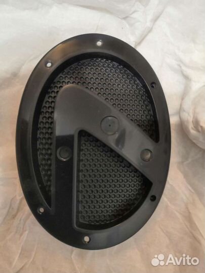 Площадка под эмблему Lexus GX460