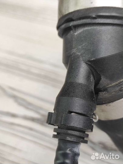 Патрубок радиатора W211