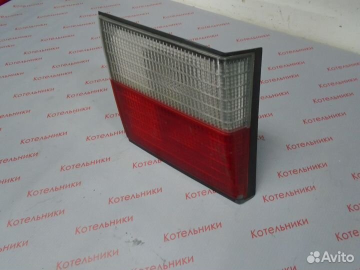 Nissan 26555-2F925 Фонарь задний левый