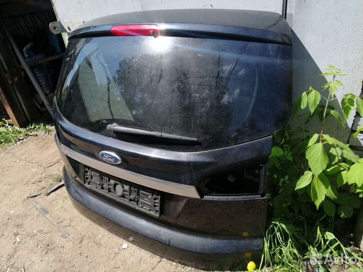Крышка багажника Ford S-Max