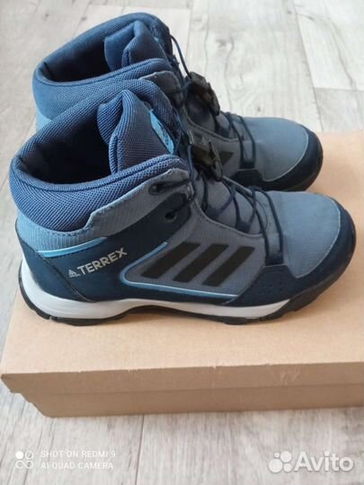 Кроссовки adidas 31р