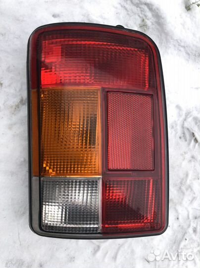 Фонарь задний правый Niva 2121