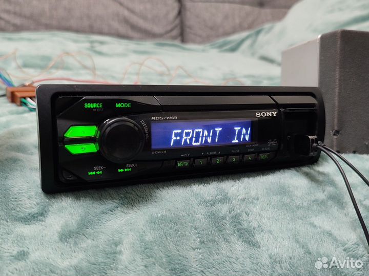 Магнитола Sony DSX-A30E + колонки Sony SS-TS9