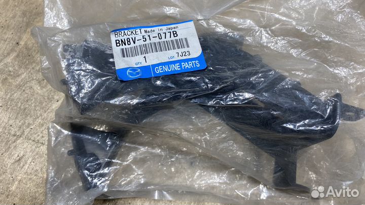 Кронштейн омыв фары л, mazda 3(BK), BN8V51077B