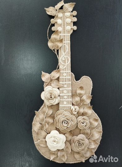 Декоративная гитара