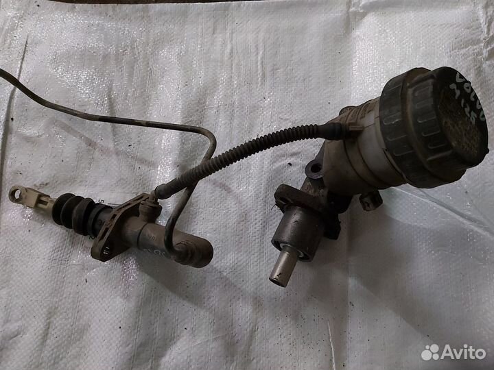 Цилиндр сцепления главный Volvo S40