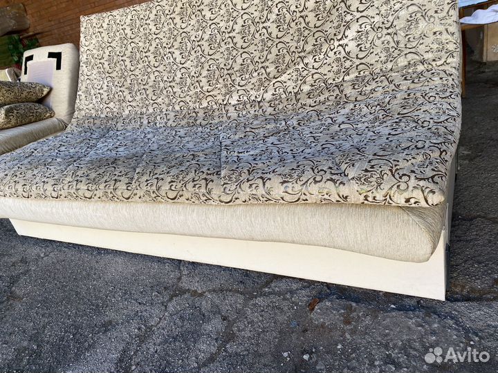 Диван и 2 кресла