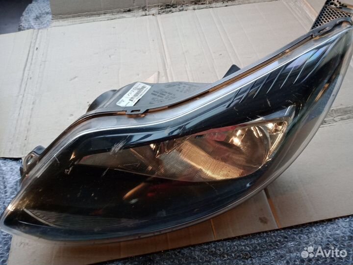 Фара левая ford focus 3