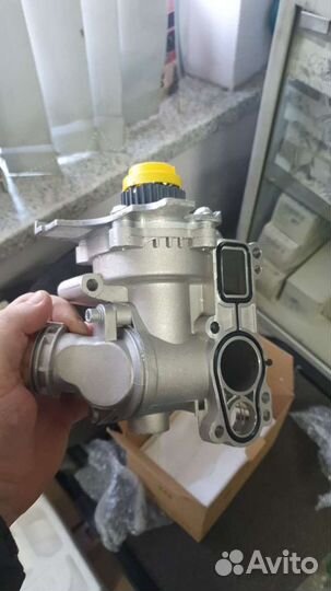 Водяная помпа в сборе VW Audi Skoda Seat 06H121026