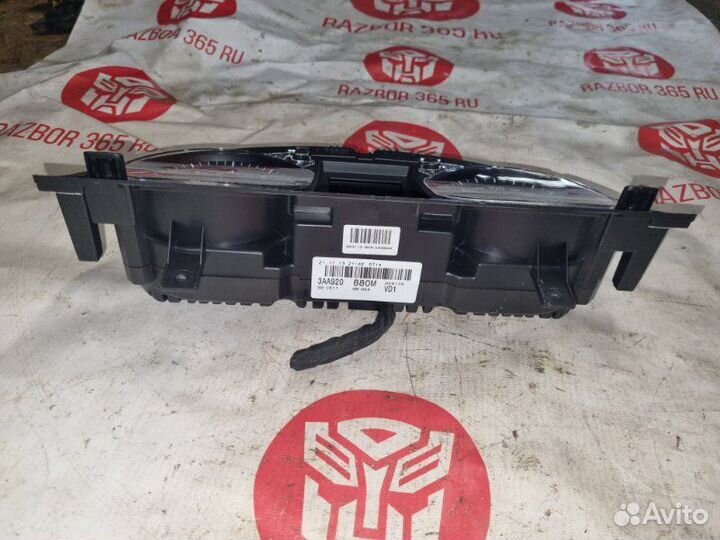 Щиток приборов Volkswagen Passat B7 2012