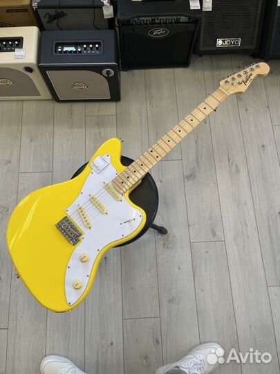 Электрогитара Russtone jaguar с чехлом