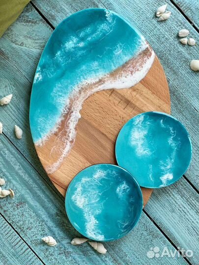 Сервировочная доска из бука с эпоксидной смолой