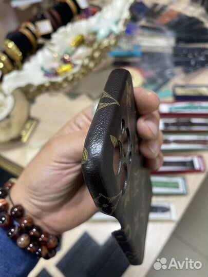 Чехол Louis Vuitton на iPhone 13 Pro