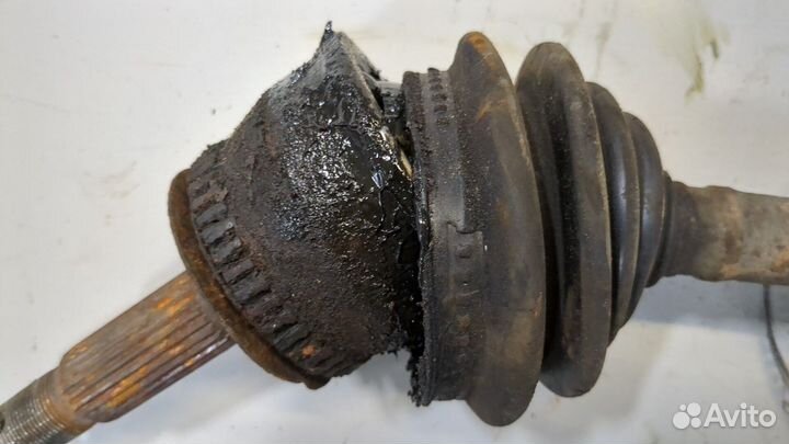 Полуось левая передняя Hyundai Matrix