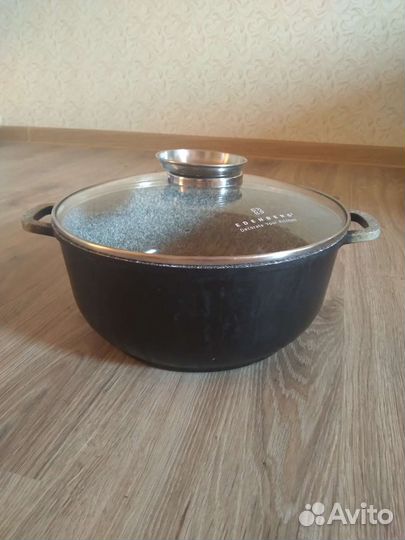 Кастрюля Edenberg c крышкой