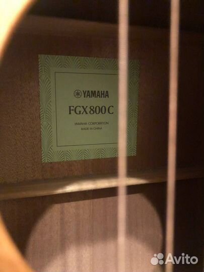 Электроакустическая гитара Yamaha FGX800C