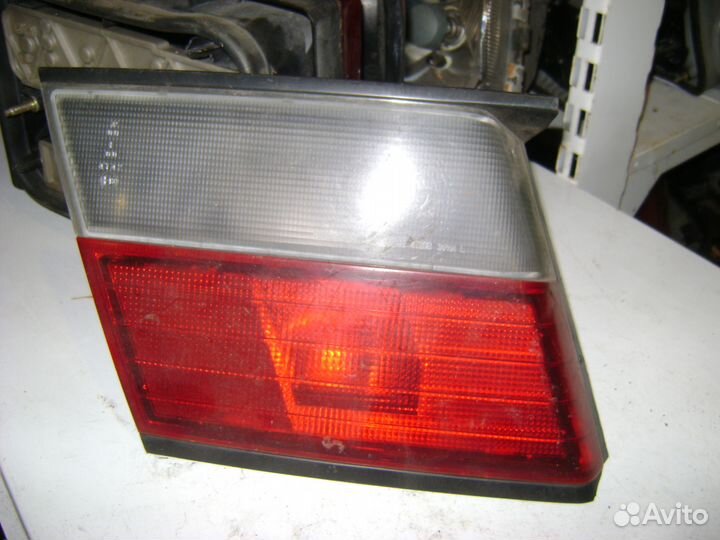 Фонарь внутренний левый Nissan Almera N15