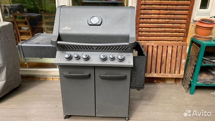 Газовый гриль napoleon phantom prestige 500