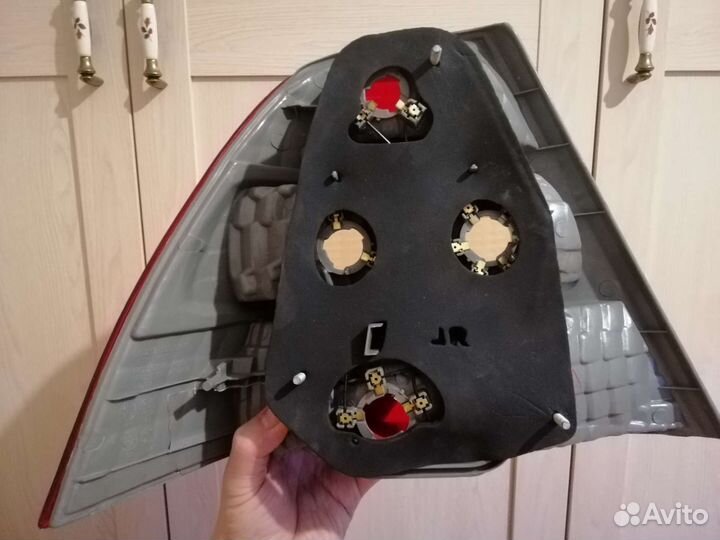 Фонарь задний Toyota Corolla, правый